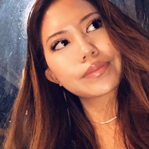 Meet your Posher, Jasmine